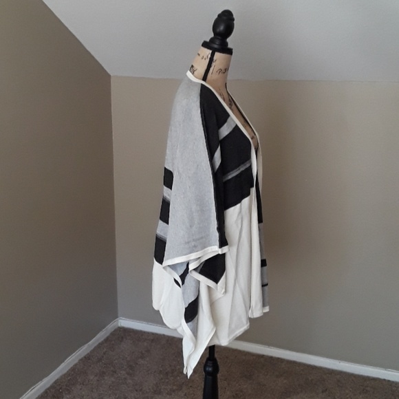 NWT, NYDJ Plus Size Color Block Blanket Sweater Cardigan - Picture 4 of 15
